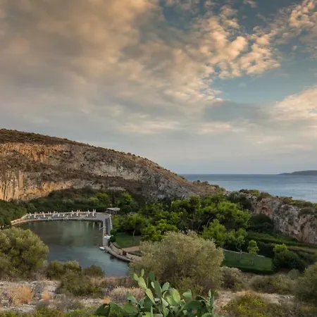 Four Seasons Astir Palace Hotel 5*