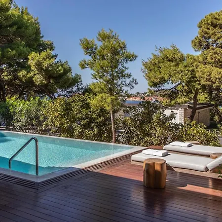 Four Seasons Astir Palace Hotel